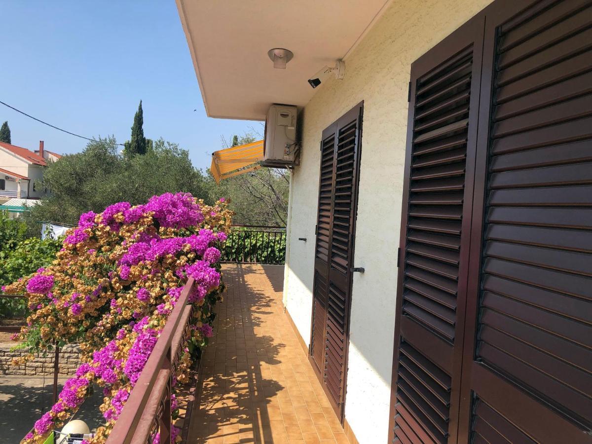 Danyja Apartments Sveti Filip i Jakov Dış mekan fotoğraf