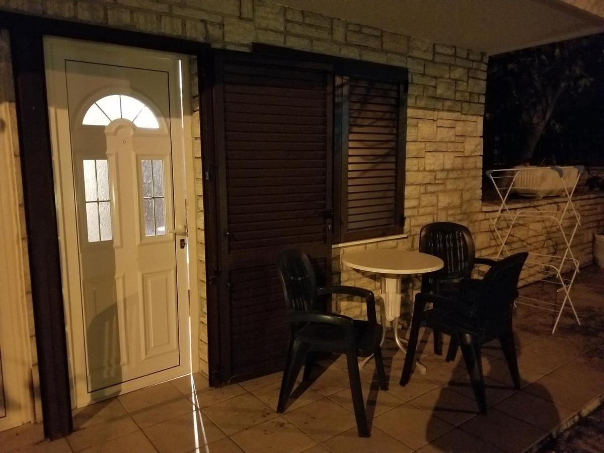 Danyja Apartments Sveti Filip i Jakov Dış mekan fotoğraf